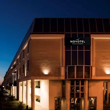 Hotel Novotel Chateau De 4*