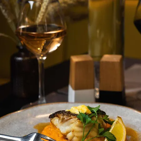 Novotel Chateau De 4*