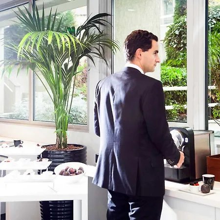 Novotel Chateau De Szálloda