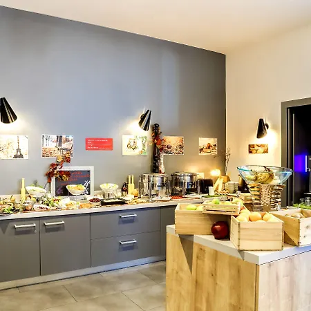 Hotel Novotel Chateau De 4*