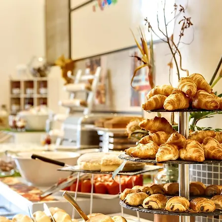 Novotel Chateau De Szálloda Versailles