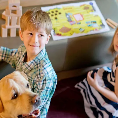 ホテル ノボテル シャトー ドゥ ヴェルサイユ ベルサイユ