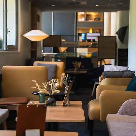 Hotell Novotel Chateau De 4*