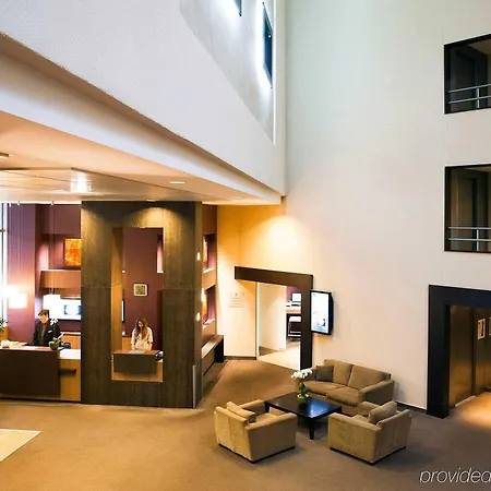Novotel Chateau De מלון 4*