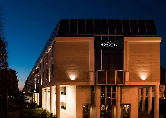 Szálloda Novotel Chateau De