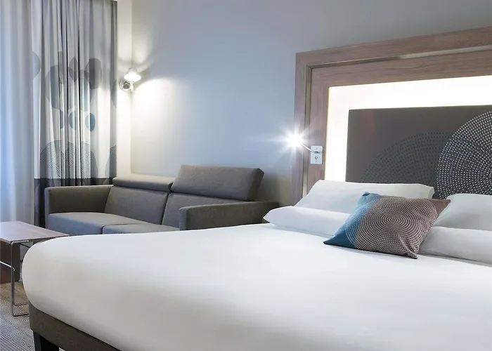 Szálloda Novotel Chateau De